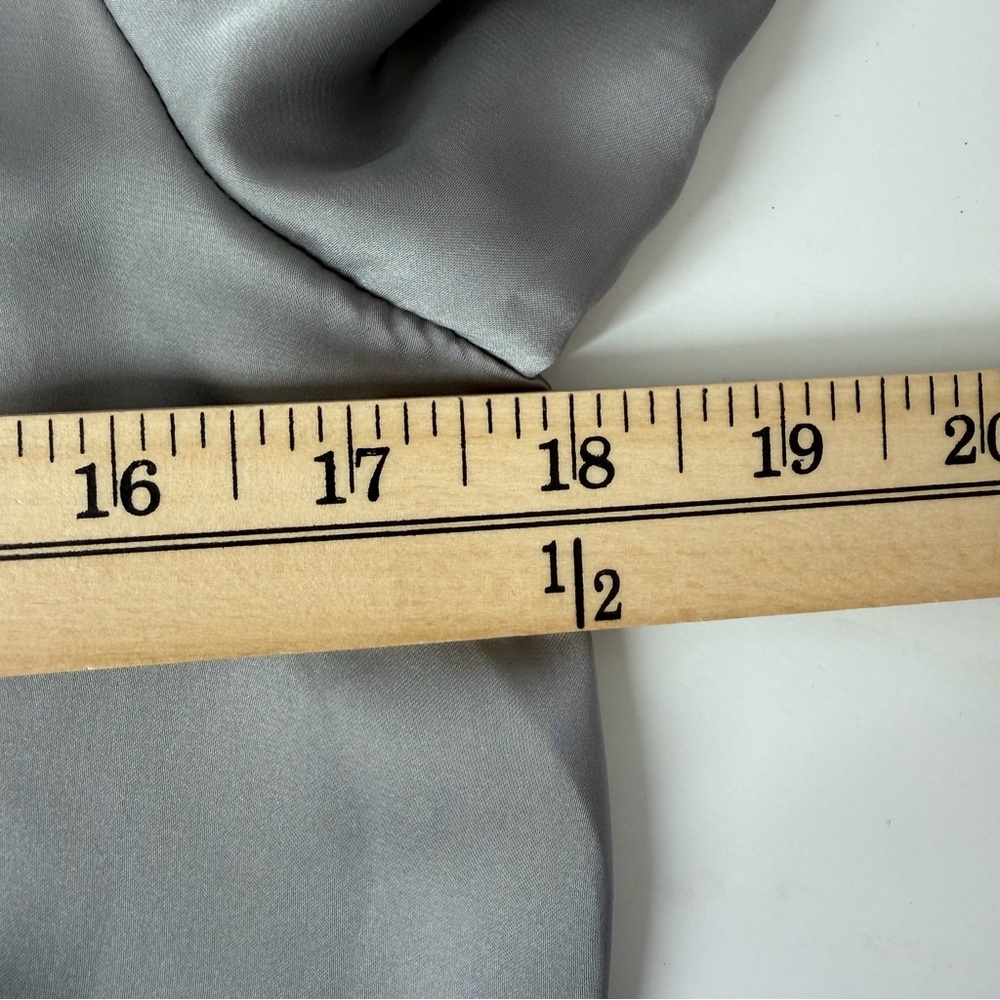 Boston Proper Satin Mini Dress Rivets Gray Silver V-Neck Cut Out Sleeves Sz XS - Picture 12 of 13